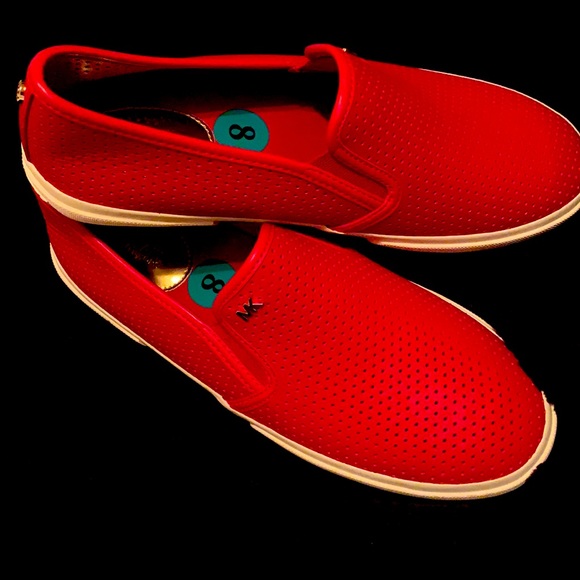 I’m selling this beautiful Michael kors ,never used all new - Picture 1 of 3